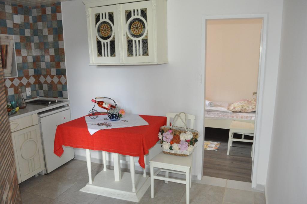 Apartments Borove Noci Vrdnik Cameră foto